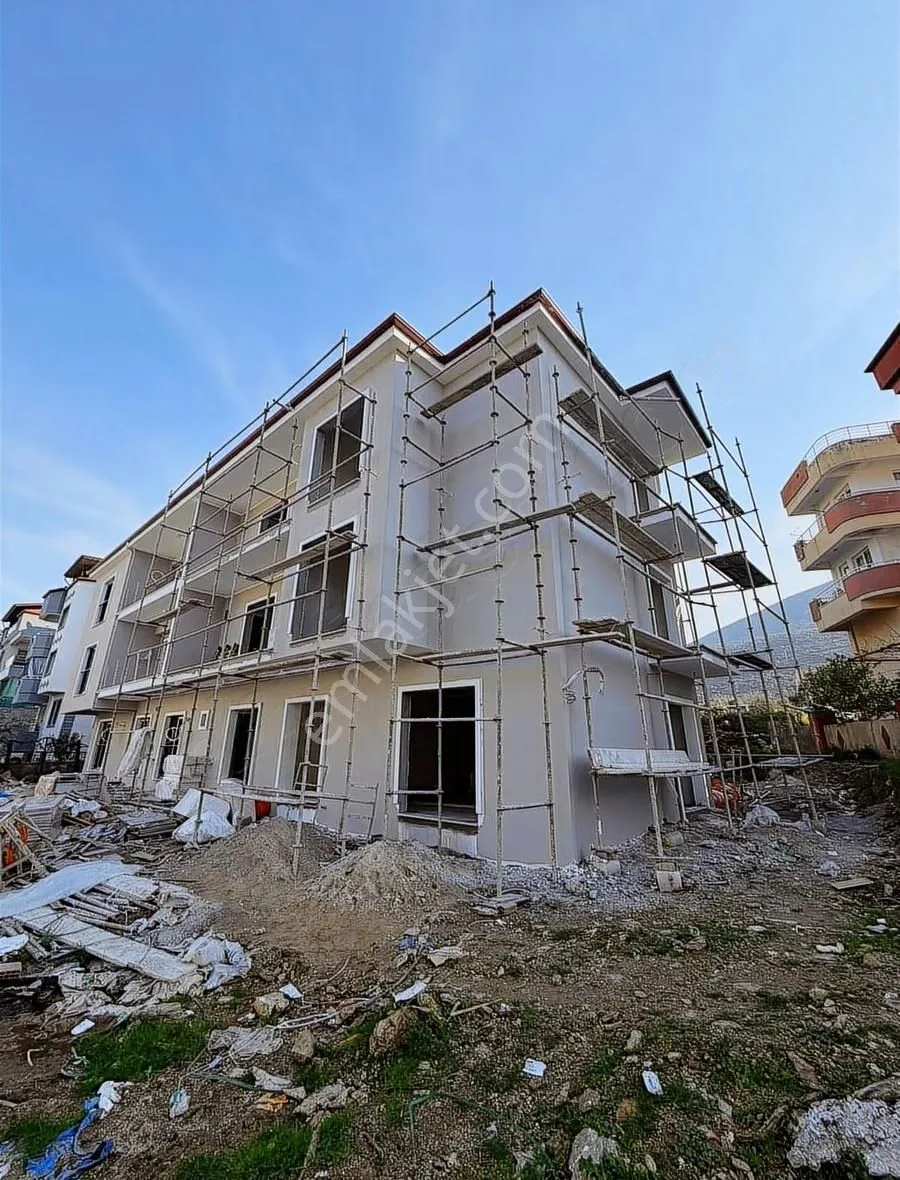 Burgaz'da Satılık 1. Sınıf İşcilik Fırsat 2+1 Modern Daire